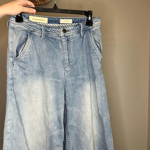 Pilcro And Letterpress Womens Wide Leg Bleach Hem Crop Jeans Size 28 Light Wash - Picture 5 of 6